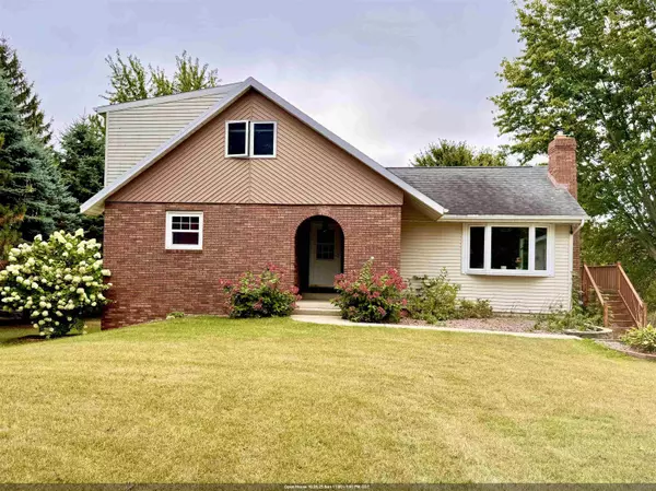 7779 COUNTY ROAD S, Sobieski, WI 54171-9999