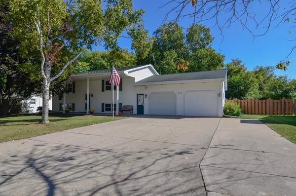 Green Bay, WI 54302-5121,537 EDWARD DR