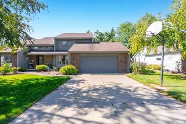 Appleton, WI 54914,3105 N BLUERIDGE DR