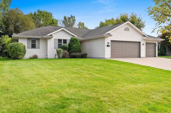 2060 RUSH CT, De Pere, WI 54115