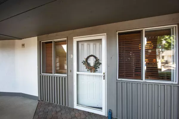 1001 S ONEIDA ST #1B, Appleton, WI 54915-1383