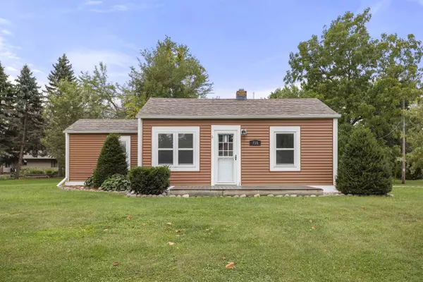 715 WASHINGTON ST, Fremont, WI 54940