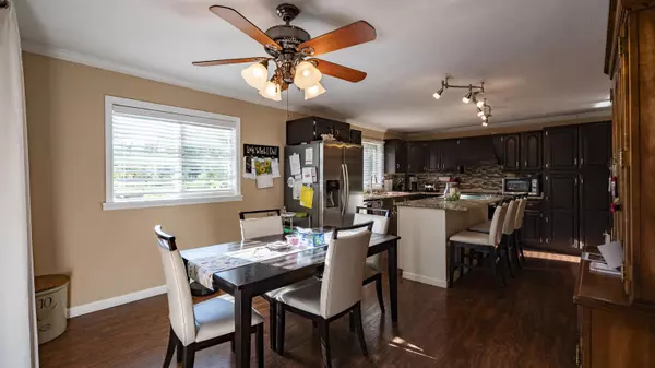 Waupaca, WI 54981,1545 ROYALTON ST