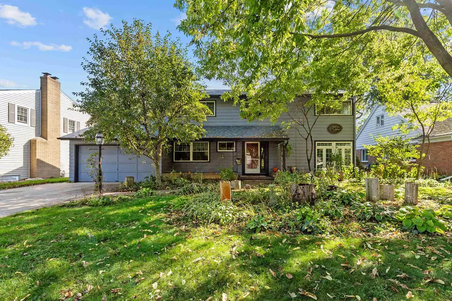 650 STEVENS ST, Neenah, WI 54956