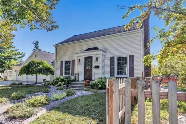 Green Bay, WI 54303-3956,1095 MINAHAN ST