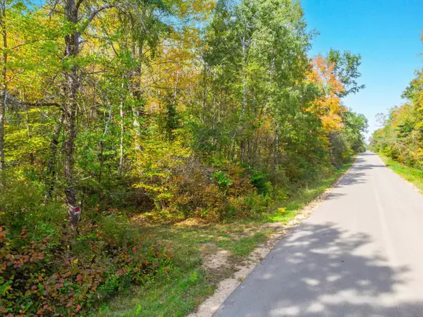 Gillett, WI 54124,RED BANKS RD