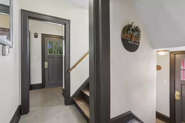 Two Rivers, WI 54241,2708 SCHOOL ST