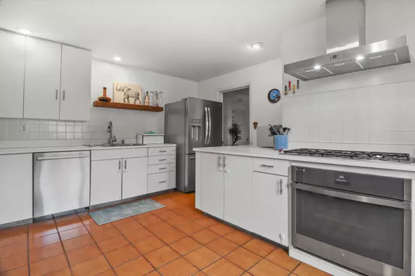 Wausau, WI 54403,3222 N 12TH ST