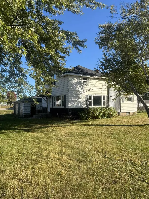 Appleton, WI 54911-9000,2004 HOLLAND RD