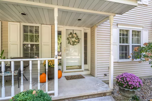 Oshkosh, WI 54904-8274,1564 VILLA PARK DR