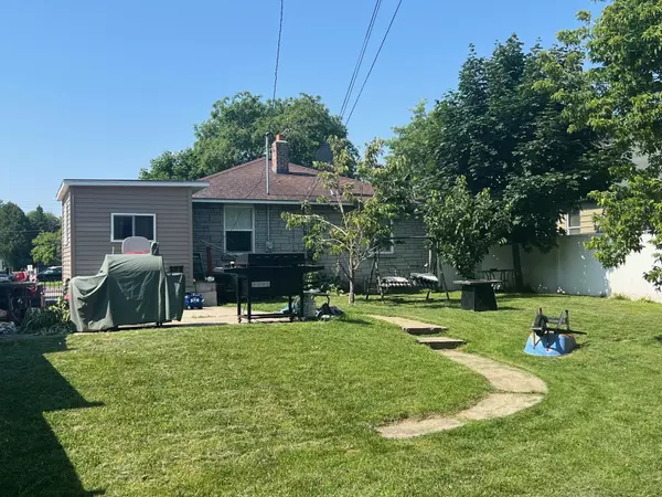 Marinette, WI 54143,816 MAIN ST