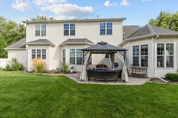 Appleton, WI 54913,613 E CASTLEBURY LN