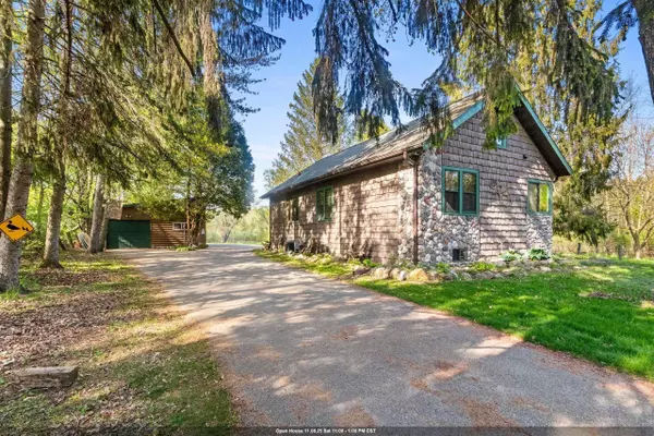 W5424 NORTH SHORE DR, Shawano, WI 54166