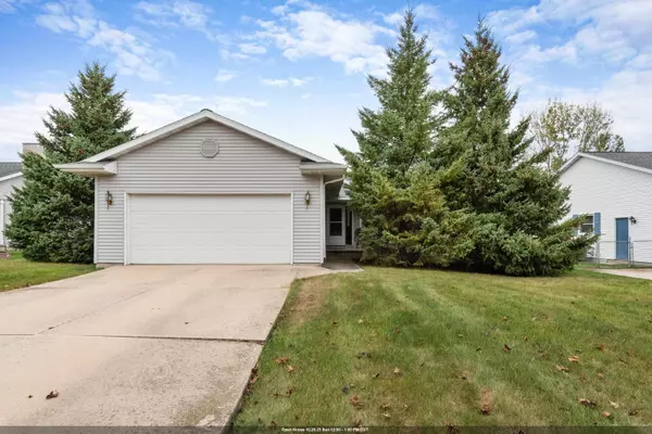 23 SAMMY JO CIR, Fond Du Lac, WI 54935-9713