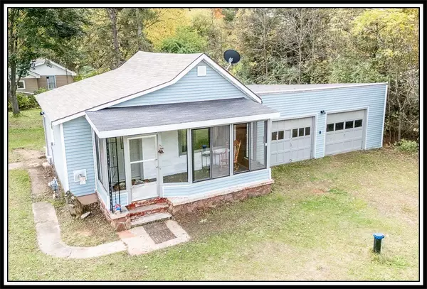 E5929 RIVER ST,  Manawa,  WI 54949-9122