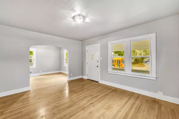 Green Bay, WI 54302,442 BELLEVUE ST