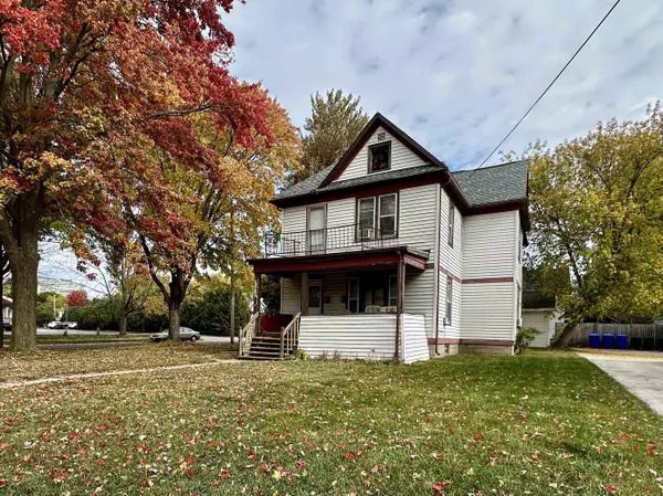 1426 N MEADE ST, Appleton, WI 54911