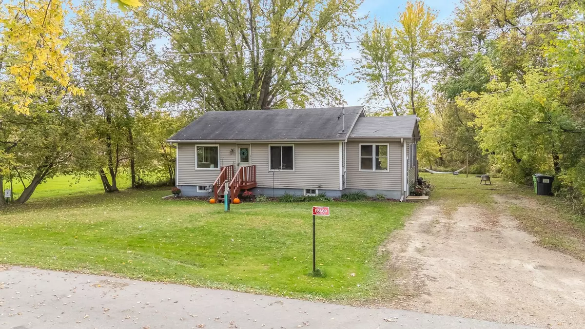 New London, WI 54961,E8609 MECHANIC ST