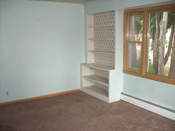 Oconto, WI 54153-1380,251 ERIE AVE