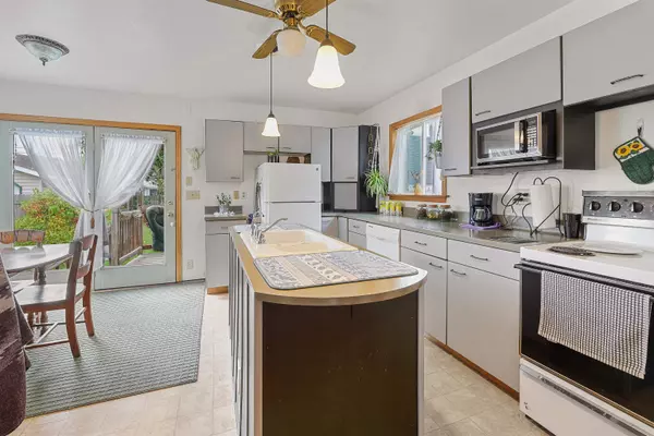 North Fond Du Lac, WI 54937,437 INDIANA AVE