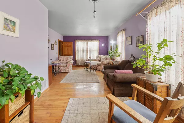 North Fond Du Lac, WI 54937,437 INDIANA AVE