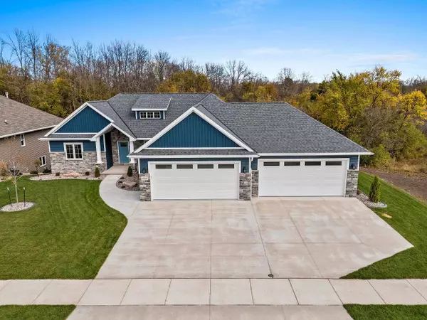 2534 N STELLITA CIR, De Pere, WI 54115