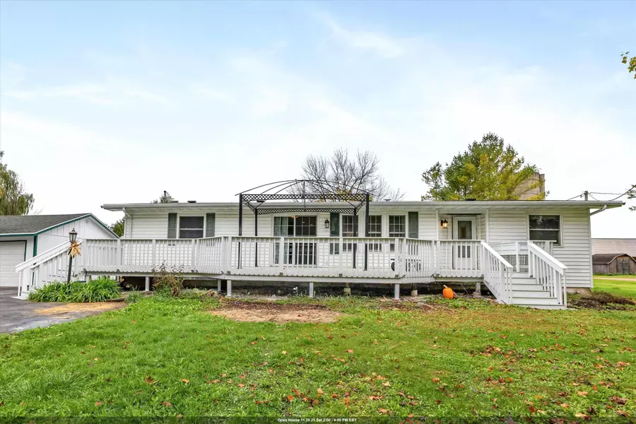 W5632 SCHNABL RD, Black Creek, WI 54106