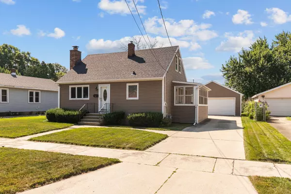 717 LINCOLN ST, Menasha, WI 54952