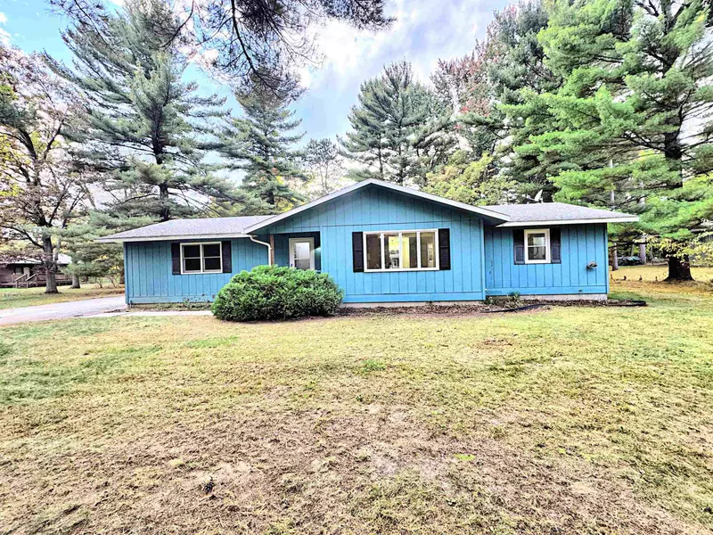 N2229 VACATION VILLAGE DR, Wautoma, WI 54982