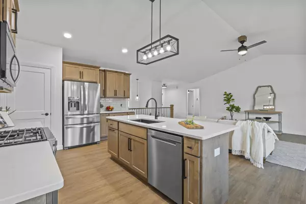 Greenville, WI 54942,W7055 OTIS DR