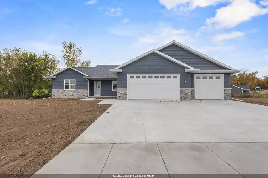 W7055 OTIS DR, Greenville, WI 54942
