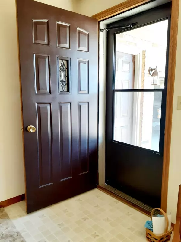 Appleton, WI 54913,N3992 SHAMROCK CIR