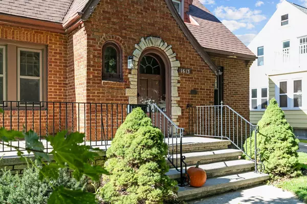 Appleton, WI 54911-3563,1613 N DIVISION ST