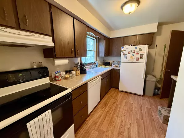 Oshkosh, WI 54901,1861 WISCONSIN ST