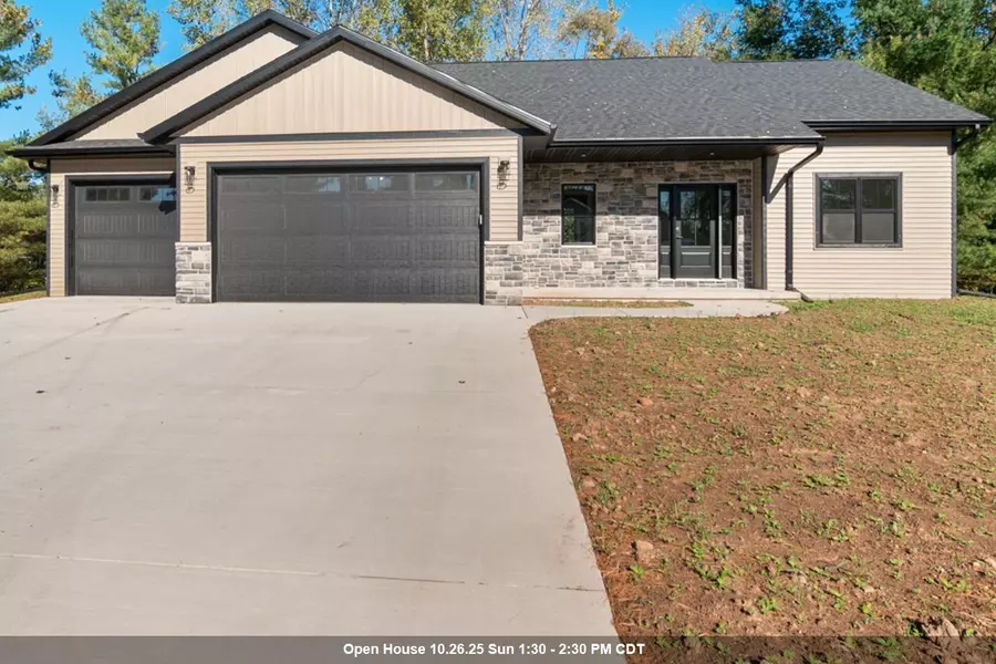 1468 DIVINITY DR, De Pere, WI 54115