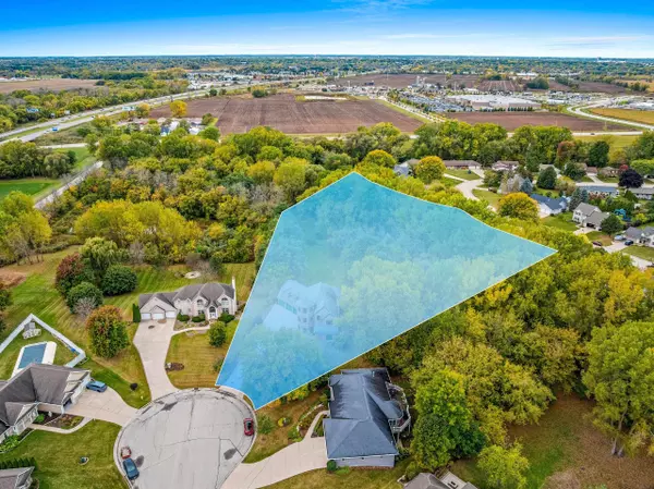 Green Bay, WI 54311-4408,2133 PALMER CT