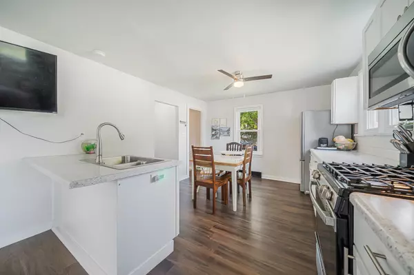 Oshkosh, WI 54902-4203,435 DOVE ST