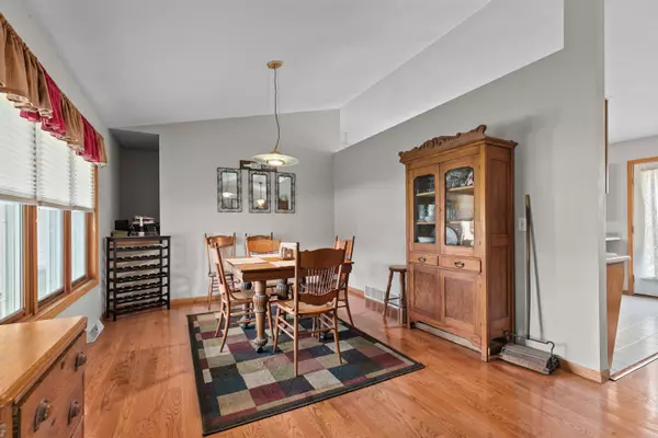 Neenah, WI 54956,1563 WORTH AVE