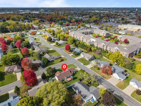 Neenah, WI 54956,1563 WORTH AVE