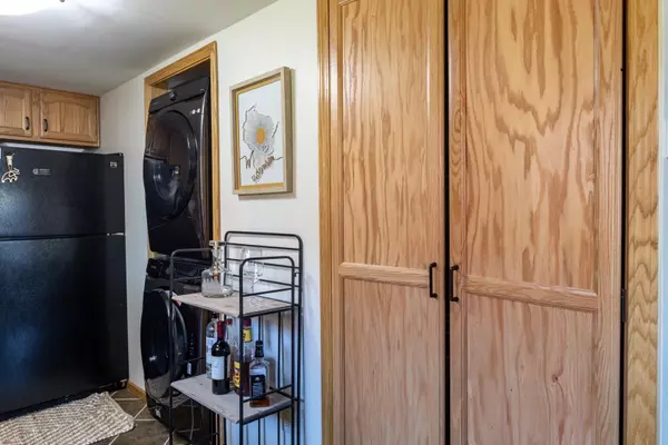 Oshkosh, WI 54902-6658,1377 W 18TH AVE