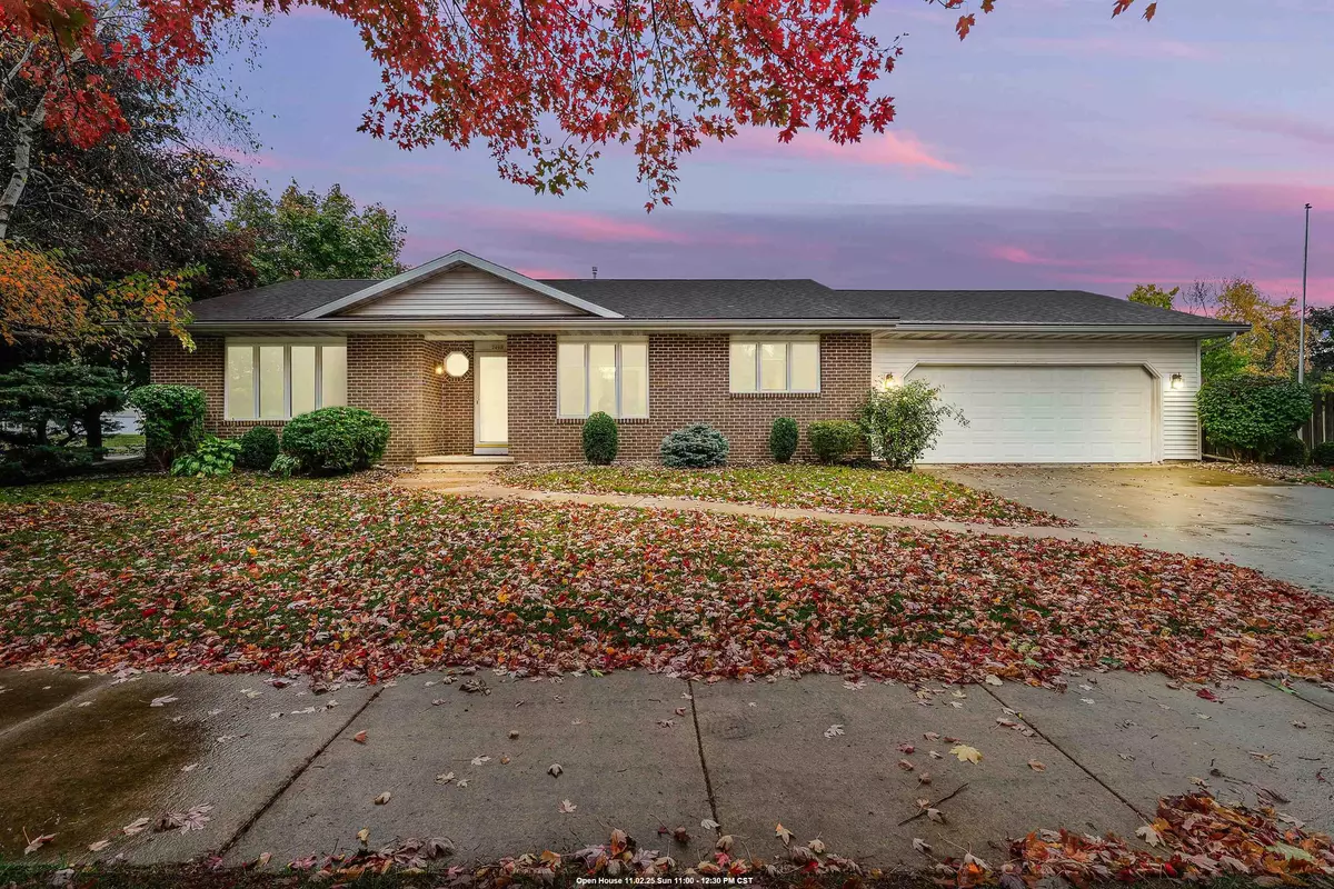 Oshkosh, WI 54904,2490 NEWPORT CT