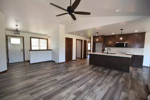 Green Bay, WI 54313,1020 PINECREST RD