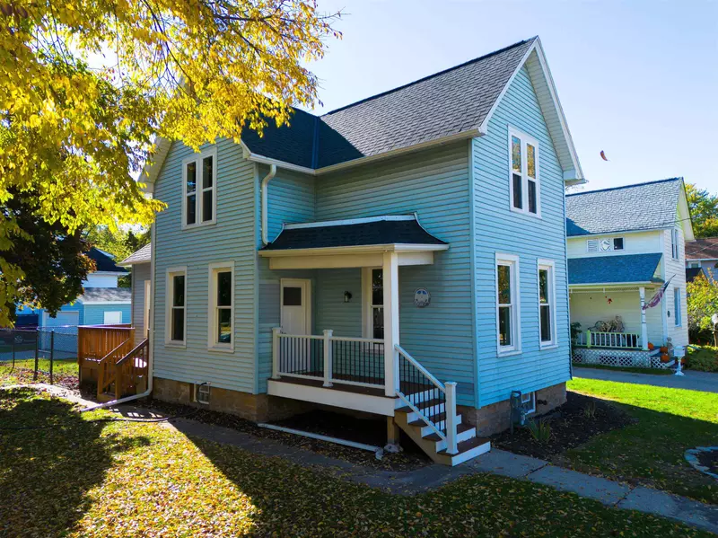 845 E PACIFIC ST, Appleton, WI 54911