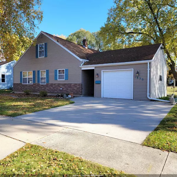 1936 S ADAMS ST, Appleton, WI 54915