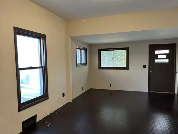 Neenah, WI 54956,791 W WINNECONNE AVE