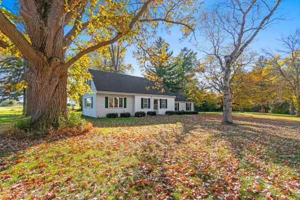 De Pere, WI 54115-8660,2353 OLD PLANK RD