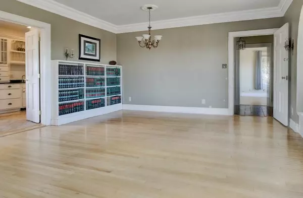 Marinette, WI 54143,1851 RIVERSIDE AVE