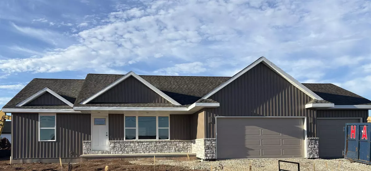 De Pere, WI 54115,3019 WOODWARD WAY