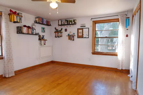 Kimberly, WI 54136,156 S JAMES ST