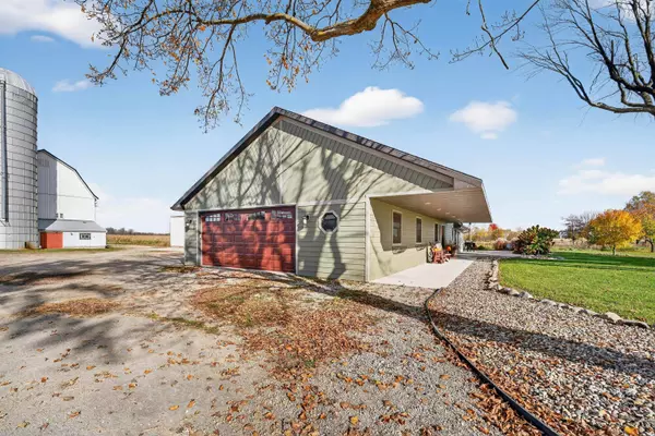 Shiocton, WI 54170,W8594 HOOYMAN RD